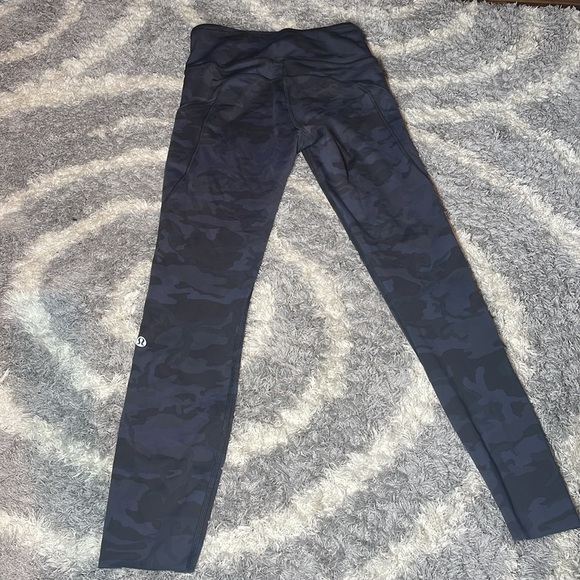 Lululemon camo leggings 4 - Picture 4 of 6
